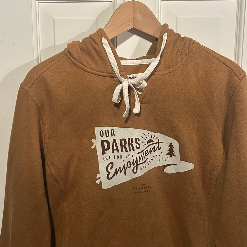 Landmark Project Seeatshirt sz M